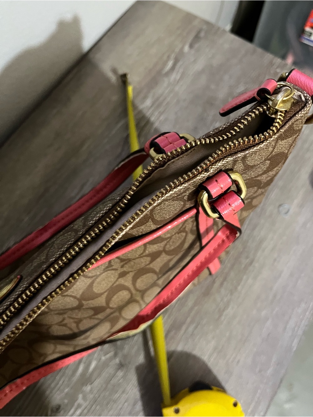 Pink vintage monogram Coach Brown Signature Canvas Tote with Coral Trim - Picture 6 of 10